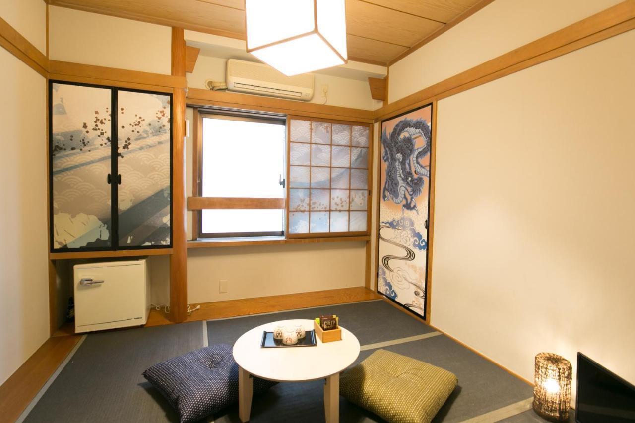 Tanifuji Asakusa Tóquio